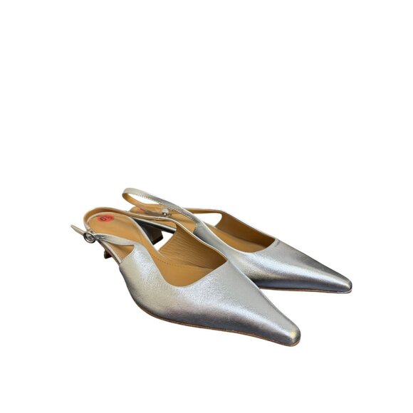 Metallic Silver Leather Pointed Toe Slingback Kitten Heel Shoes - Picture 2 of 9